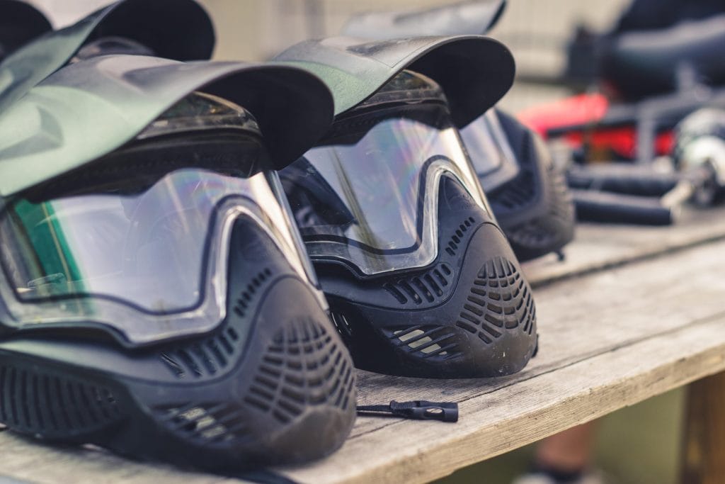 Paintball att hyra hem där all utrustning ingår.